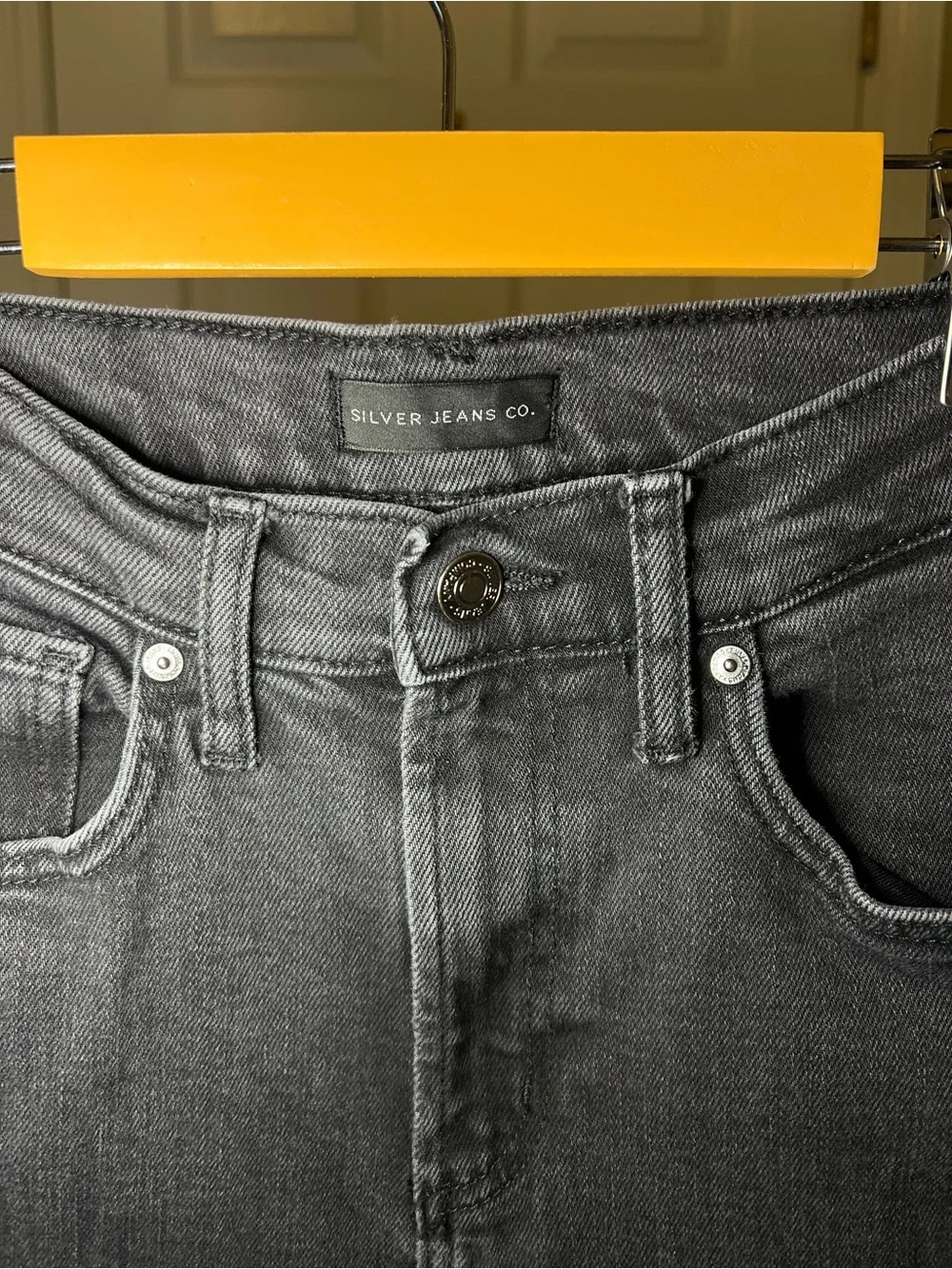 Silver Jeans Black High-Rise Wide Leg Jeans - Picture 3 of 3